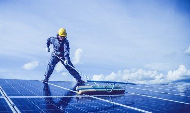 Korzyści z mycia paneli fotowoltaicznych